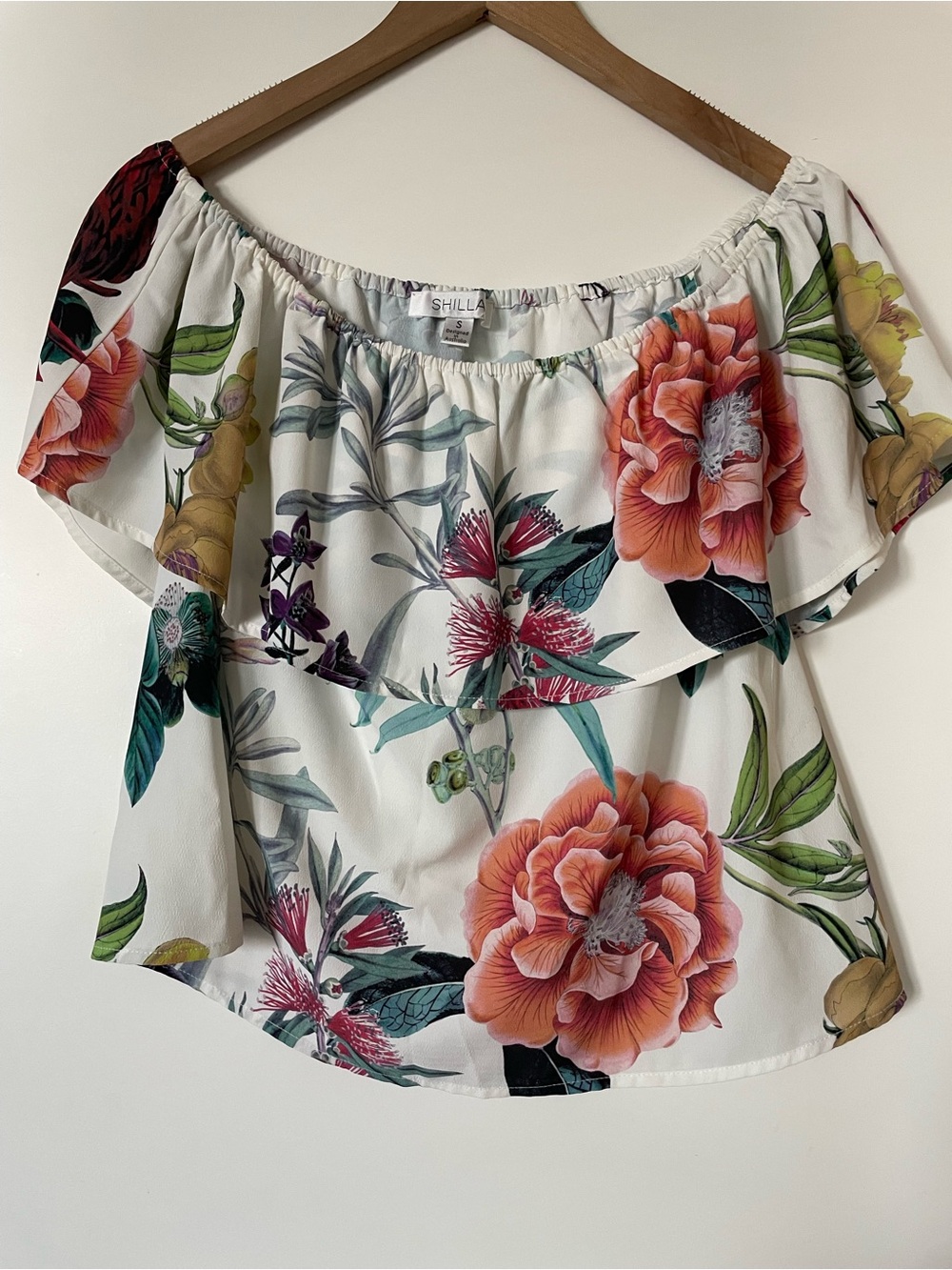 Shilla White Floral Off-Shoulder Blouse with Coral Blooms